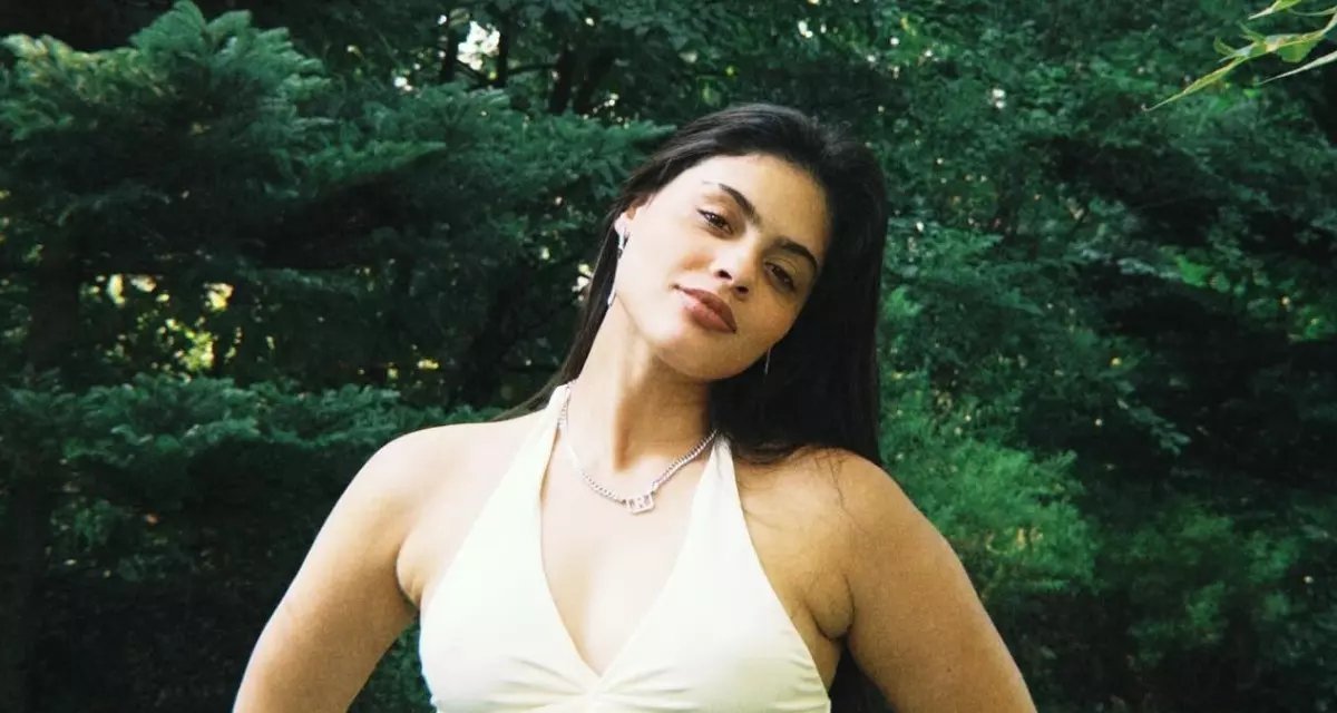 Menina Veneno: quem é a influenciadora mineira que mistura humor e moda nas redes - Imagem do artigo