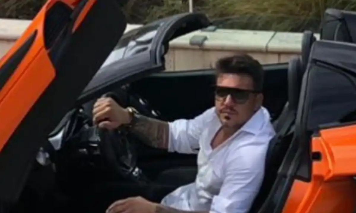 Ex-piloto Tarso Marques é detido em São Paulo ao dirigir Lamborghini sem placas - Imagem do artigo