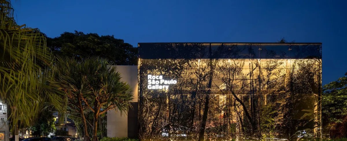 Roca São Paulo Gallery completa dois anos com projeto que mescla arquitetura, natureza e tecnologia - Imagem do artigo