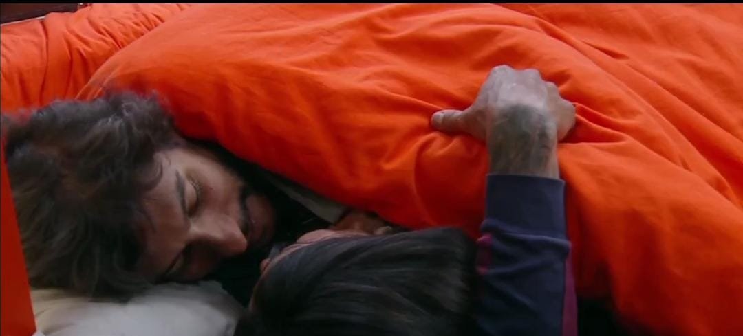 Festa em “A Fazenda 17” tem beijos, punição e ameaças de confusão durante a madrugada - Imagem do artigo