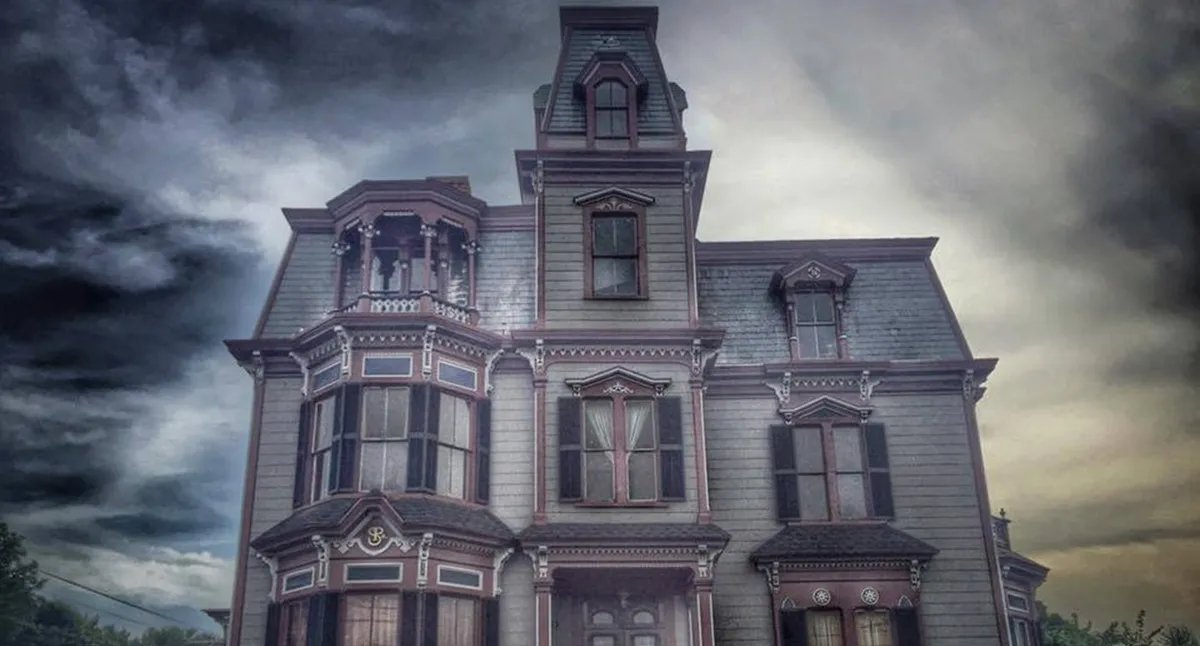Grupo de amigos compra mansão “mal-assombrada” em Massachusetts por R$ 5,4 milhões - Imagem do artigo