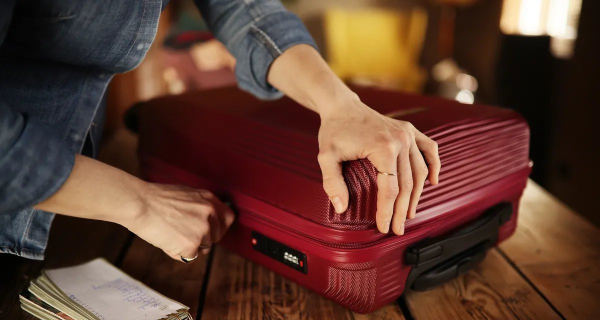 Caneta na bagagem de mão evita atrasos e alivia o estresse durante a viagem - Imagem do artigo