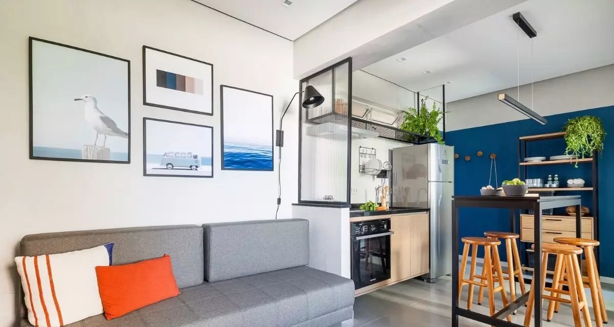 Kitnet de 33 m² em Santos recebe reforma total e vira opção de alto padrão para aluguel por temporada - Imagem do artigo