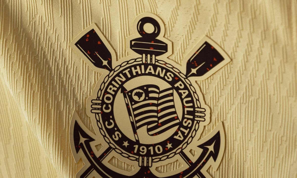 Corinthians avalia empréstimo de R$ 100 milhões para aliviar caixa e pagar punições da FIFA - Imagem do artigo