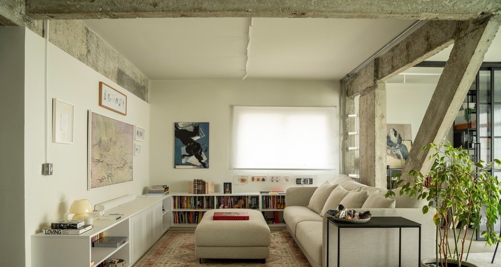 Apartamento de 99 m² de Bruno Fagundes em São Paulo é repaginado para abrigar arte e memórias - Imagem do artigo original