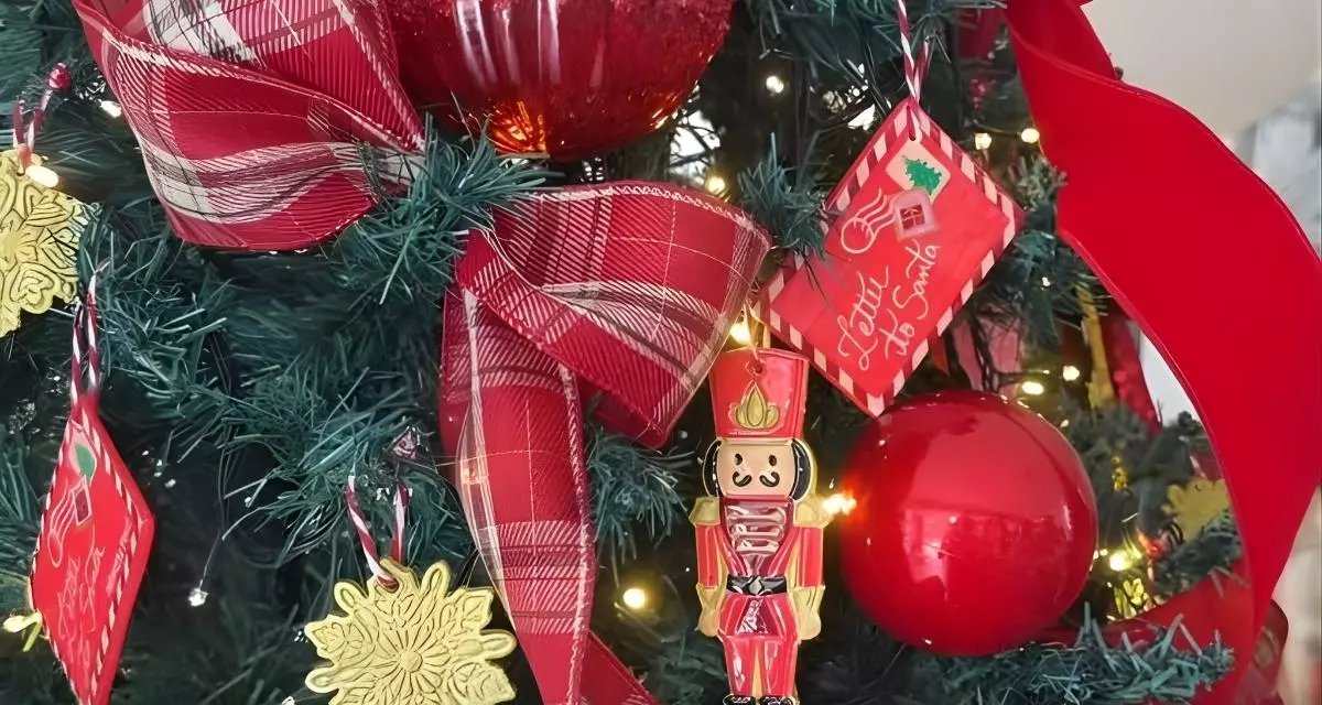 10 sugestões de enfeites natalinos feitos com cerâmica fria para produzir em casa - Imagem do artigo