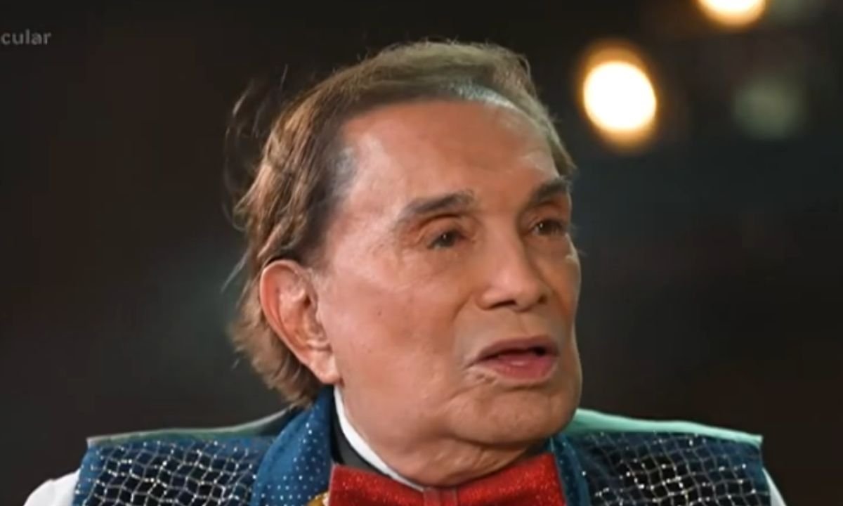 Dedé Santana recebe homenagem na calçada da fama da Globo e anuncia filme sobre sua trajetória - Imagem do artigo