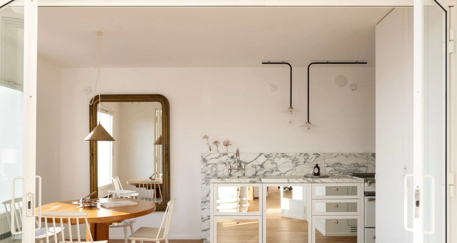 Técnica espanhola promete espelhos sem impressões digitais por até um mês - Imagem do artigo