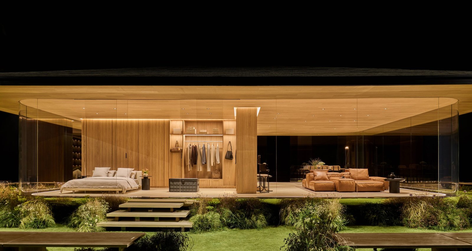 Pharrell Williams apresenta casa em formato de gota durante desfile masculino da Louis Vuitton - Imagem do artigo