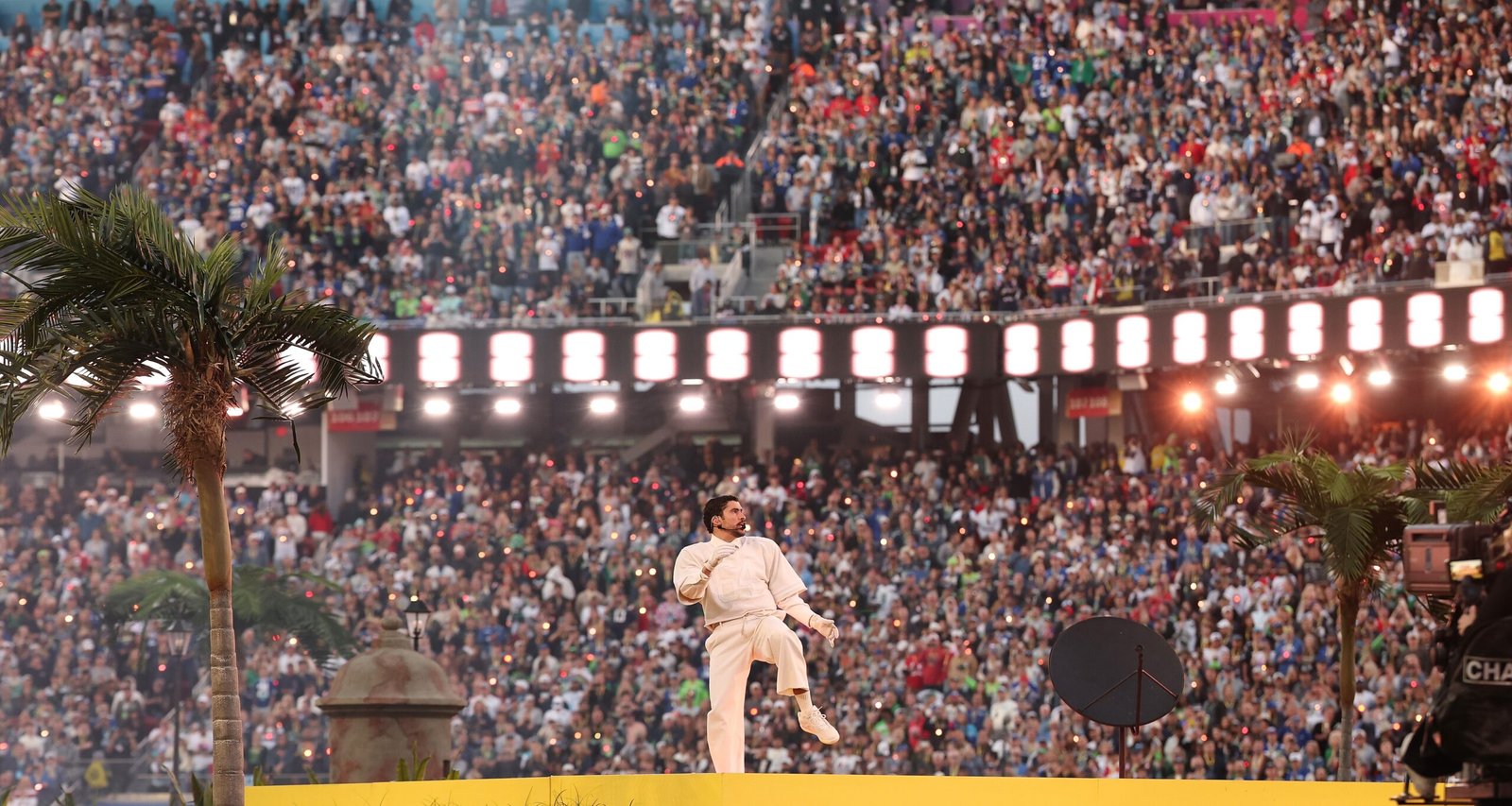 Bad Bunny leva símbolos porto-riquenhos ao Halftime Show do Super Bowl - Imagem do artigo
