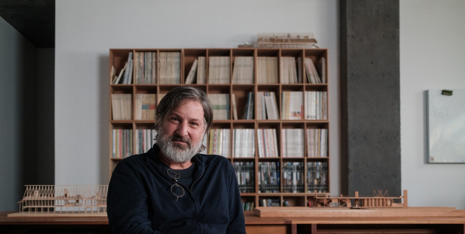 Chileno Smiljan Radić Clarke é o vencedor do Prêmio Pritzker 2026 - Imagem do artigo